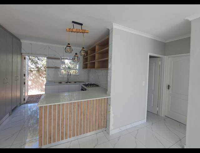 3 BEDROOM GATED ESTATE TO LET IN SUNNINGDALE